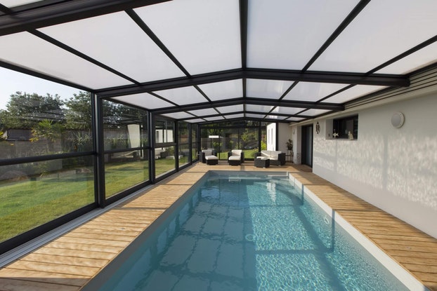 abri piscine 37