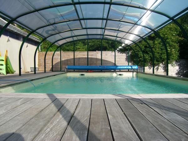 abri piscine 85