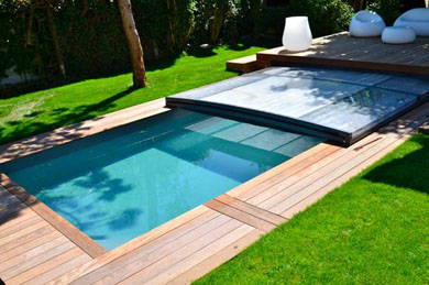 abri piscine a debordement