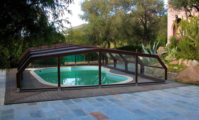 abri piscine ovoide