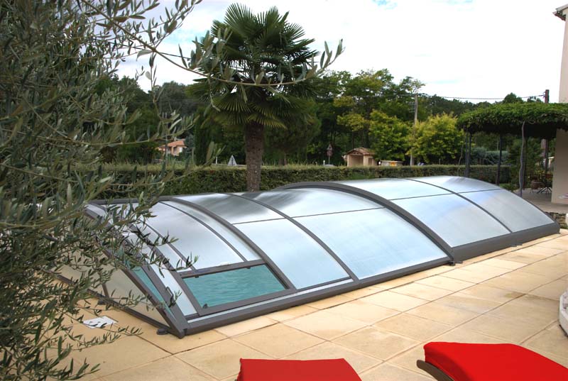abri piscine semi coulissant