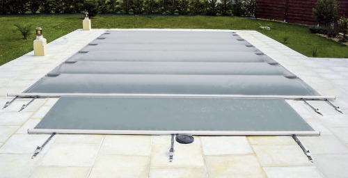 bache piscine a barre