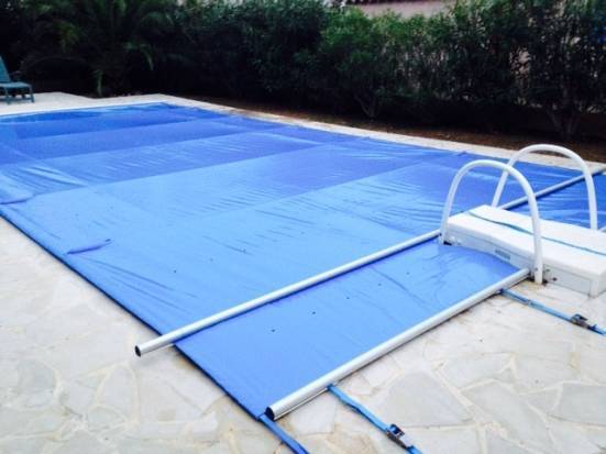 bache piscine a decouper