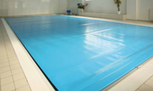 bache piscine en mousse