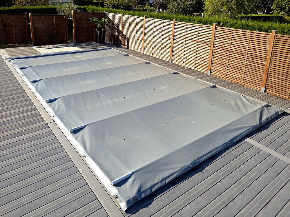 bache piscine maeva 650