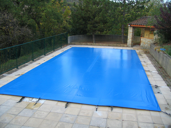 bache piscine var