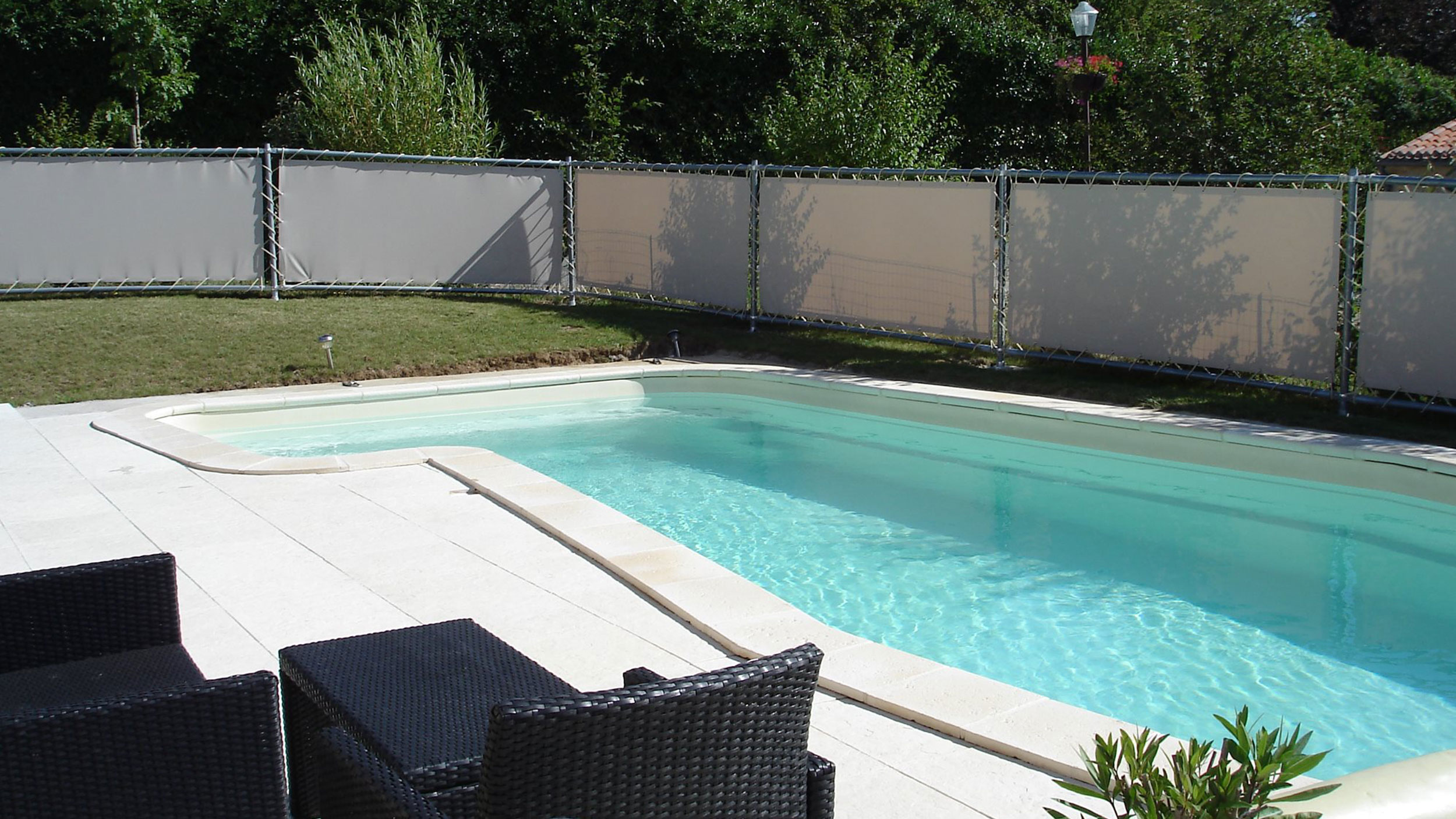 bache piscine vent