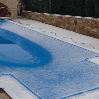 bache piscine vent
