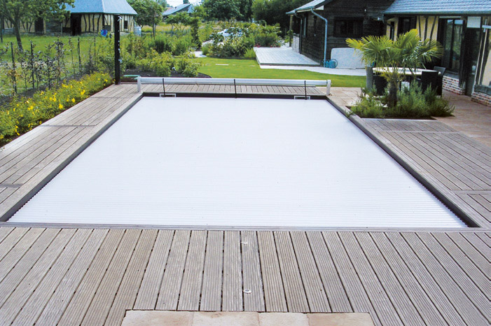 volet piscine 8 x 4
