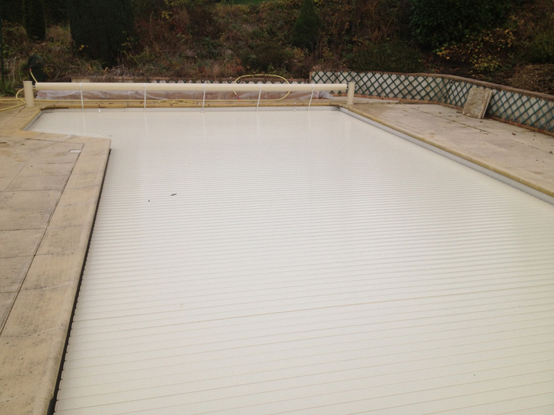 volet piscine avec escalier lateral