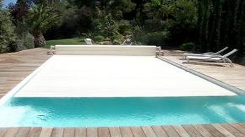 volet piscine hors d'eau