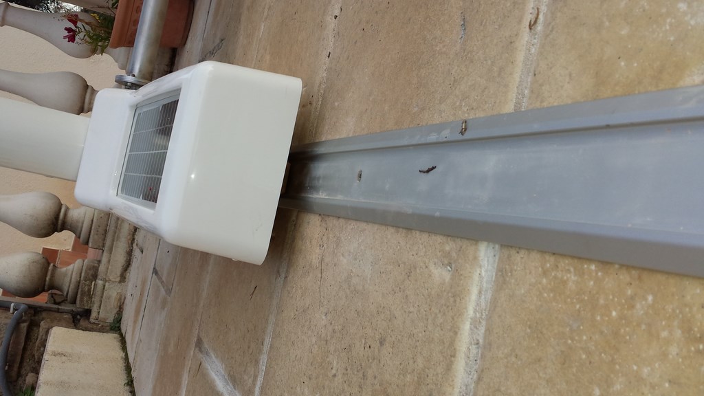 volet piscine rail