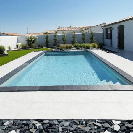 volet piscine sous terrasse